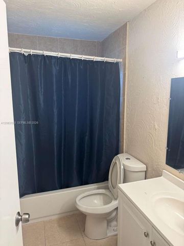 3675 NW 94th Avenue 8J, Sunrise, FL 33351