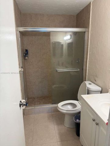 3675 NW 94th Avenue 8J, Sunrise, FL 33351