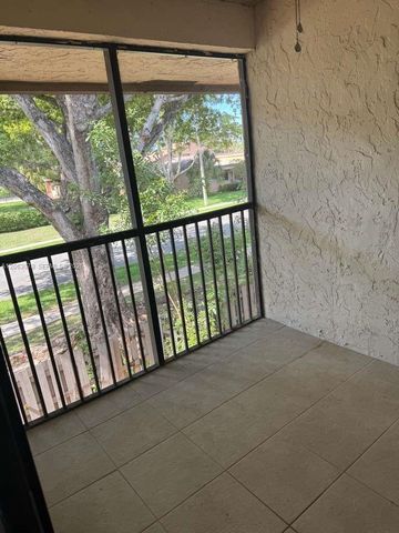 3675 NW 94th Avenue 8J, Sunrise, FL 33351