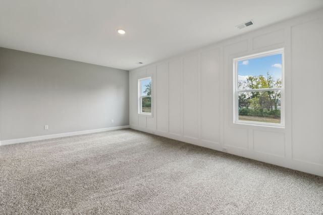 561 Twyla Dr, Lebanon, TN 37087