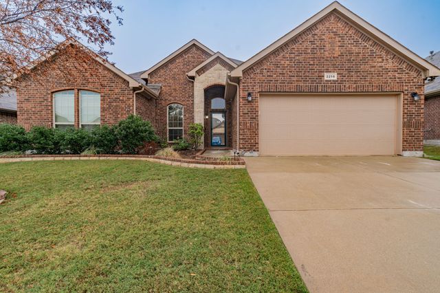 2216 Rosalinda Pass, Fort Worth, TX 76131