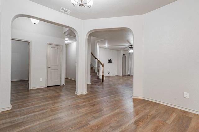 2216 Rosalinda Pass, Fort Worth, TX 76131