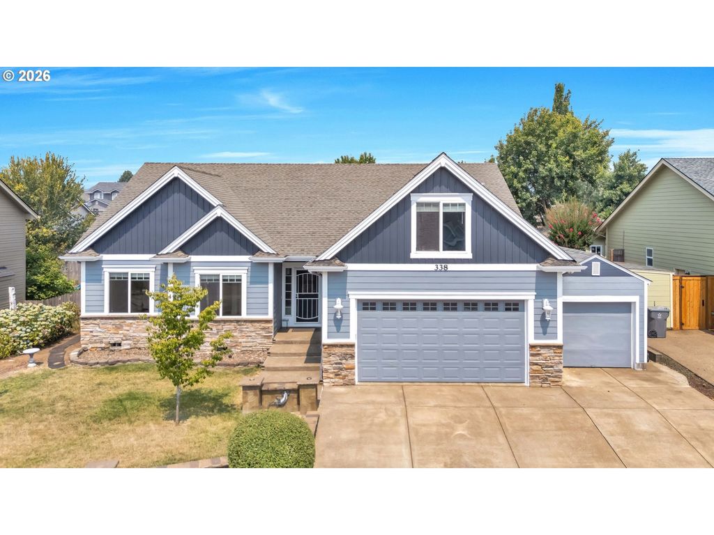 Image 1 of property listing at 338 Nw FOXGLOVE St, Dallas, OR 97338