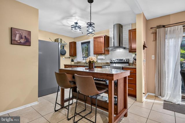 8 CENTAURI AVE, Sewell, NJ 08080