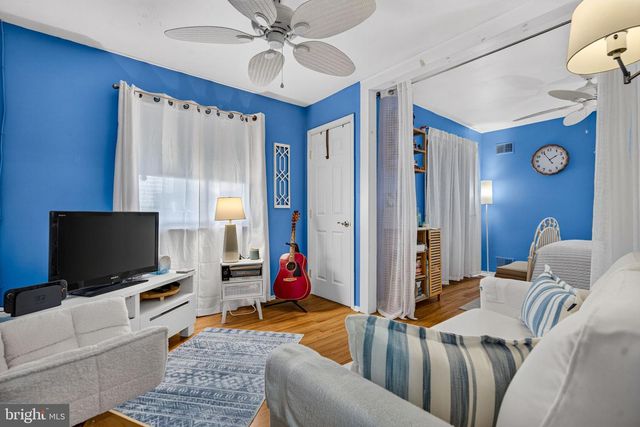 8 CENTAURI AVE, Sewell, NJ 08080