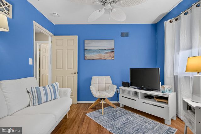 8 CENTAURI AVE, Sewell, NJ 08080