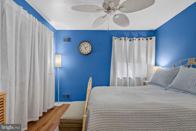 8 CENTAURI AVE, Sewell, NJ 08080