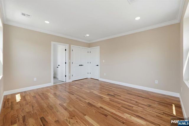 438 10th Street, Newark, NJ 07103