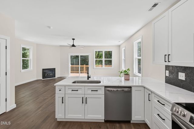 6209 River Breeze Court, Raleigh, NC 27604