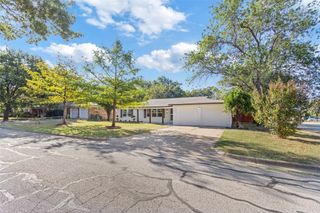 7800 Arnold Terrace, North Richland Hills, TX 76180