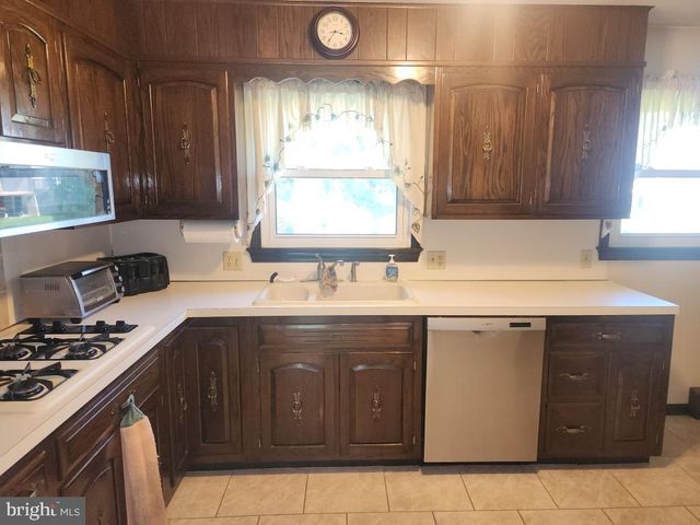 85 COUNTRY LN, Landisville, PA 17538