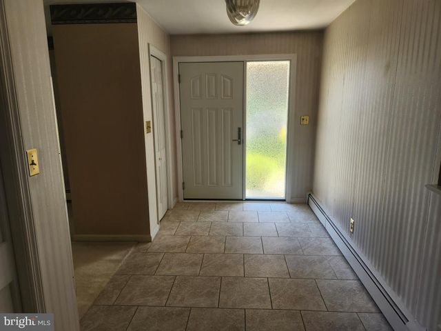 85 COUNTRY LN, Landisville, PA 17538