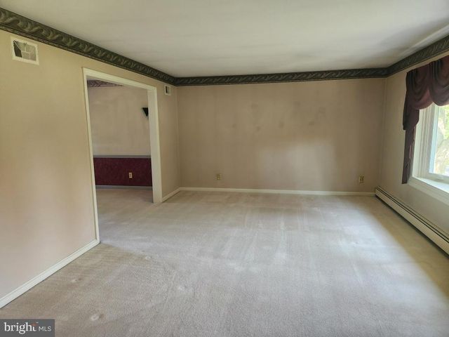 85 COUNTRY LN, Landisville, PA 17538