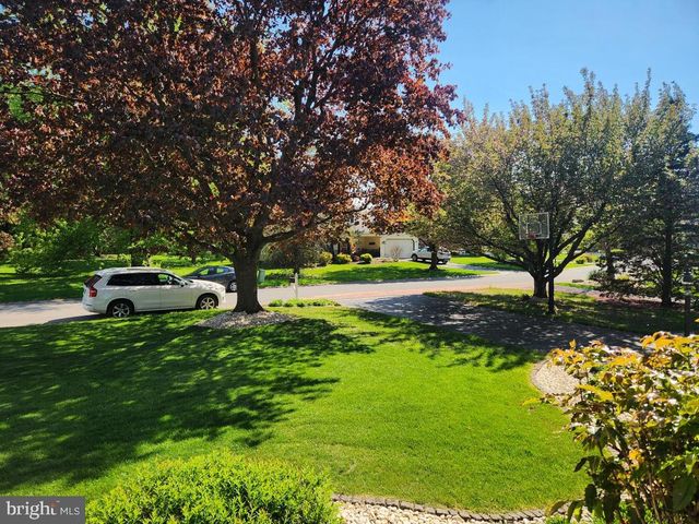 85 COUNTRY LN, Landisville, PA 17538
