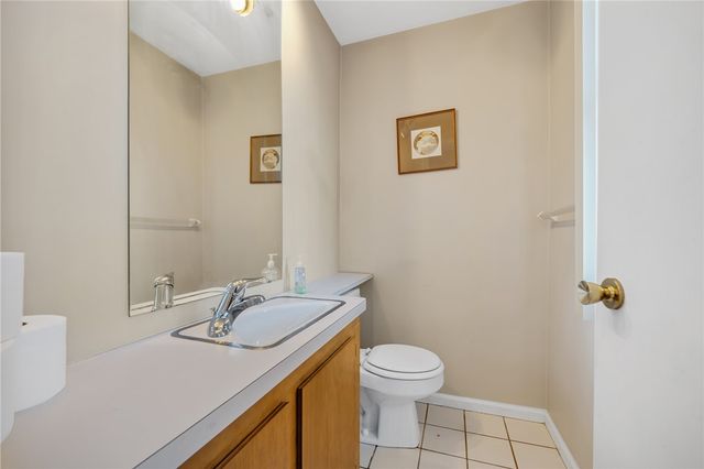 185 Viennawood Drive, Brighton, NY 14618
