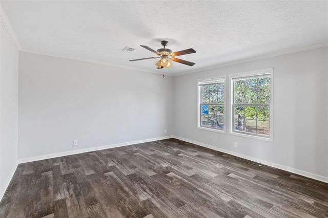 317 N Smokey Cove Rd, Singer, LA 70660