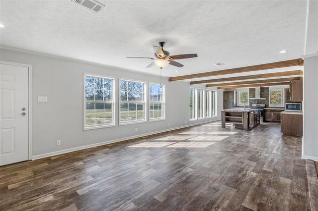 317 N Smokey Cove Rd, Singer, LA 70660