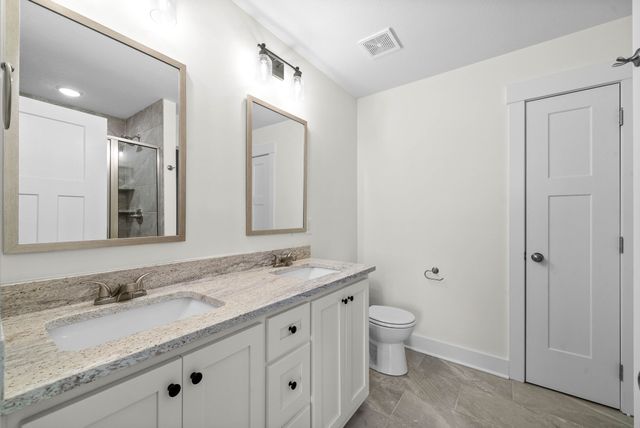 926 Bankside Dr, Clarksville, TN 37043