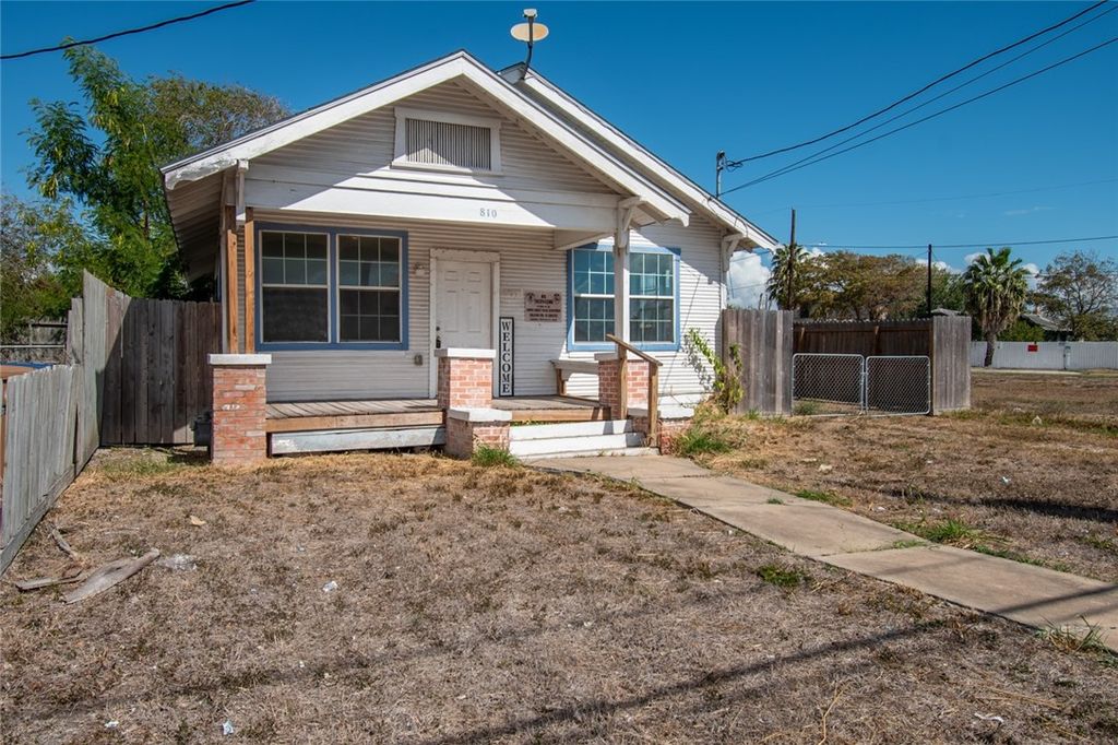 810 Craig St, Corpus Christi, TX 78404