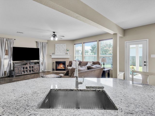 4204 Summer Star Lane, Fort Worth, TX 76244