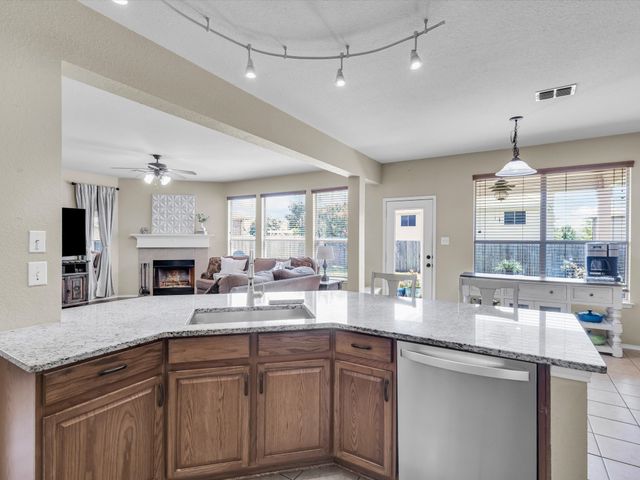 4204 Summer Star Lane, Fort Worth, TX 76244