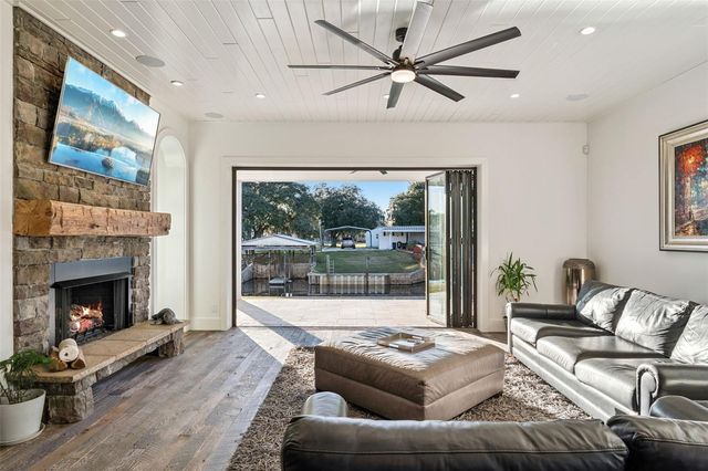 2072 STARBOARD DRIVE, Geneva, FL 32732