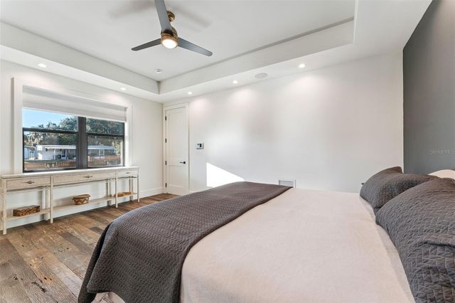 2072 STARBOARD DRIVE, Geneva, FL 32732