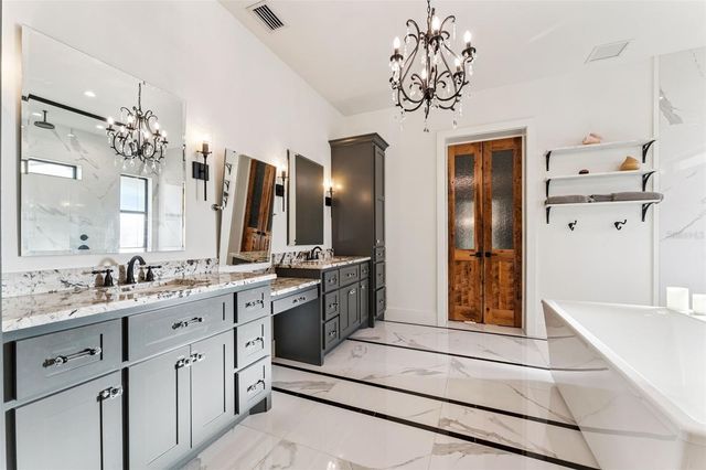 2072 STARBOARD DRIVE, Geneva, FL 32732