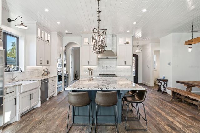 2072 STARBOARD DRIVE, Geneva, FL 32732