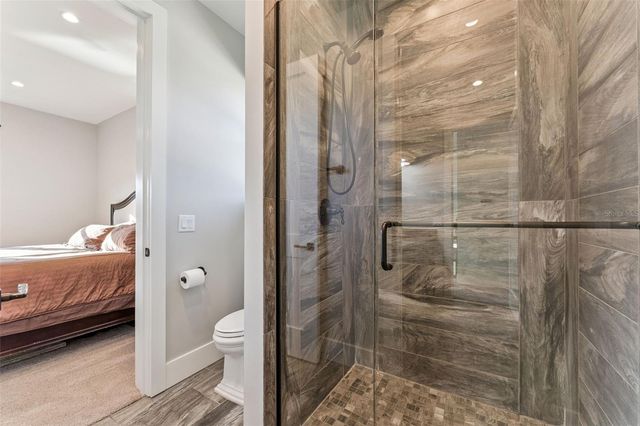 2072 STARBOARD DRIVE, Geneva, FL 32732