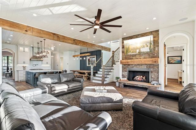 2072 STARBOARD DRIVE, Geneva, FL 32732