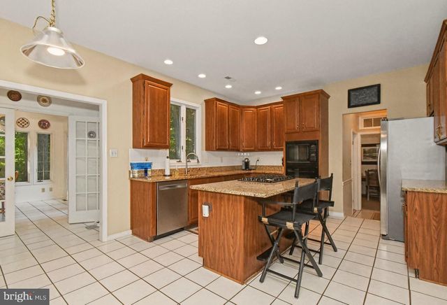 153 MOUNTAIN OAKS RD, Yardley, PA 19067
