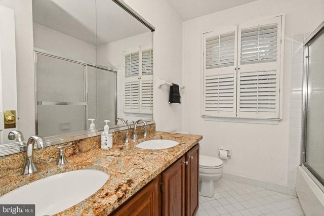 153 MOUNTAIN OAKS RD, Yardley, PA 19067