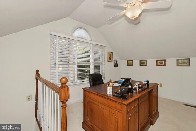 153 MOUNTAIN OAKS RD, Yardley, PA 19067