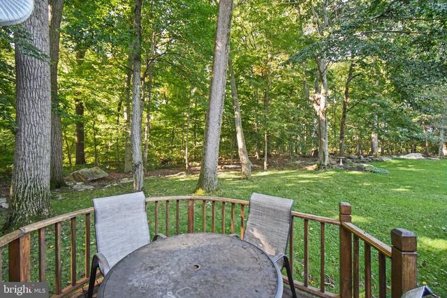 153 MOUNTAIN OAKS RD, Yardley, PA 19067
