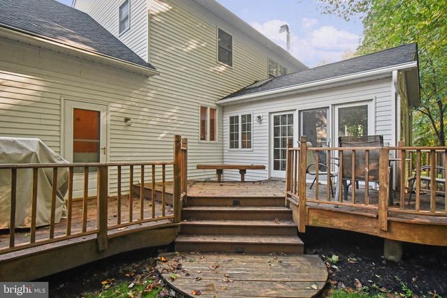 153 MOUNTAIN OAKS RD, Yardley, PA 19067