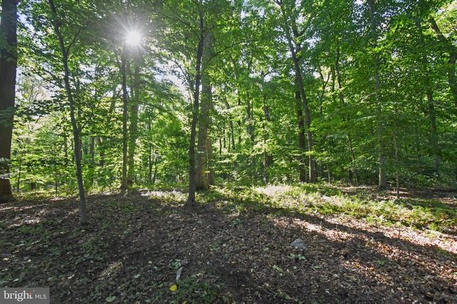 153 MOUNTAIN OAKS RD, Yardley, PA 19067