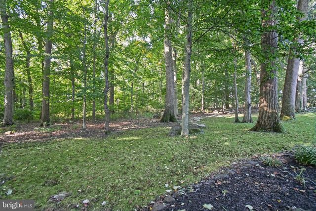 153 MOUNTAIN OAKS RD, Yardley, PA 19067