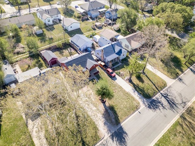 1312 Bobbie St, Augusta, KS 67010