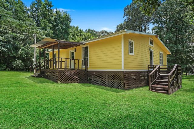 601 Faulkner Avenue, Coldspring, TX 77331