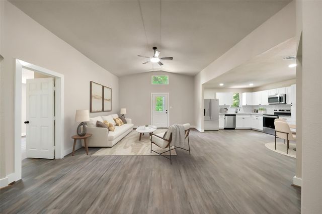 601 Faulkner Avenue, Coldspring, TX 77331