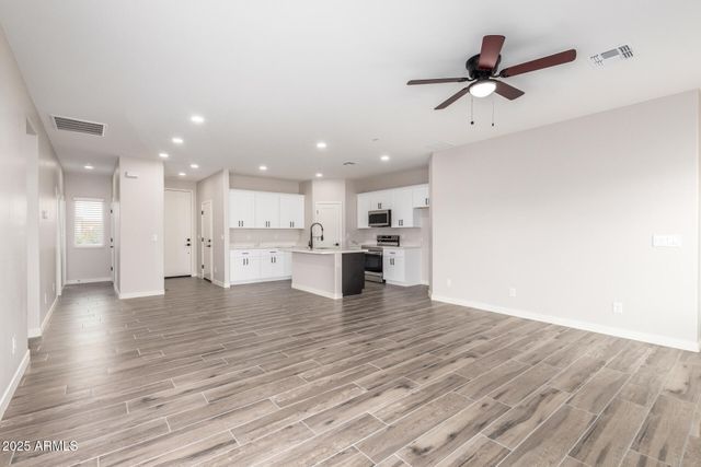 11156 W TORREN Drive, Arizona City, AZ 85123