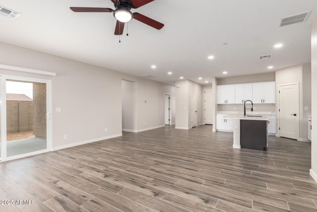 11156 W TORREN Drive, Arizona City, AZ 85123