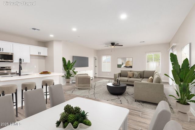 11156 W TORREN Drive, Arizona City, AZ 85123