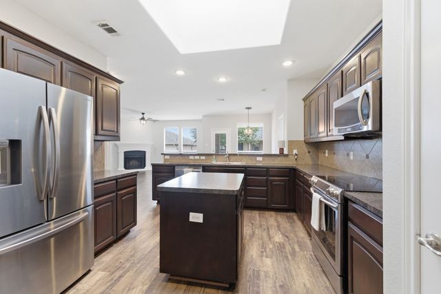 10856 Middleglen Road, Fort Worth, TX 76052