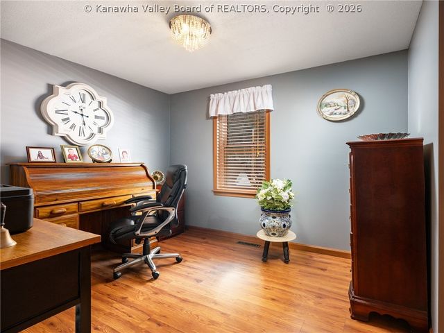 2047 Scraggs Drive, Charleston, WV 25387