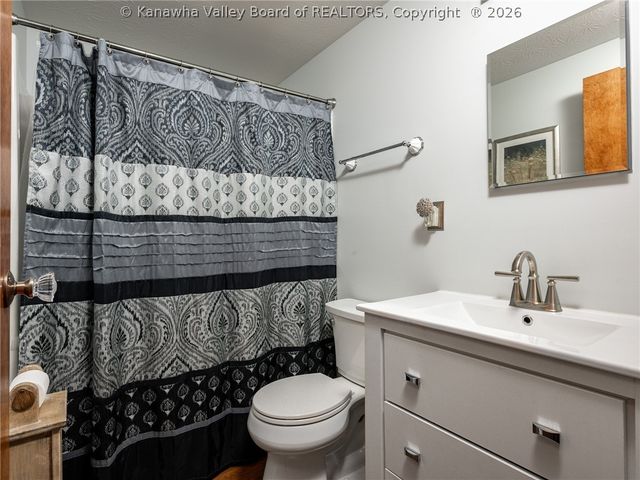 2047 Scraggs Drive, Charleston, WV 25387