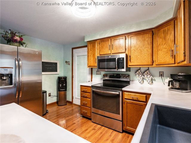 2047 Scraggs Drive, Charleston, WV 25387