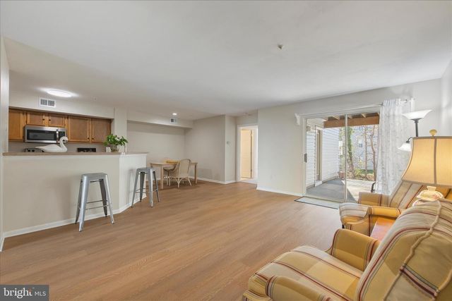 10-B AMBERSTONE CT, Annapolis, MD 21403