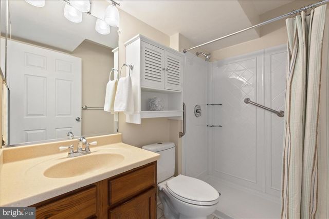 10-B AMBERSTONE CT, Annapolis, MD 21403